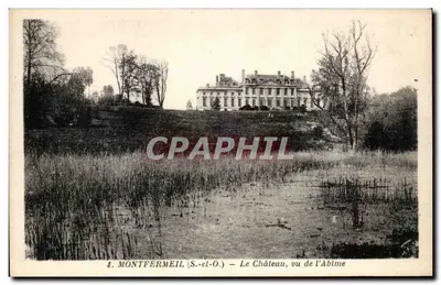 Montfermeil (S.-et-O.) — O Castelo visto do Abismo