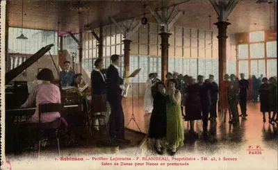 Sala de Dança para Casamento em passeio — F. BLANDEAU, Proprietário — Sceaux
