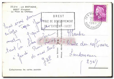 Moderne ansichtkaart La Bretagne Brest De Plein van het Kasteel — Achterkant