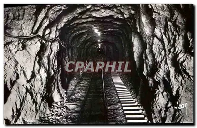 Grotte des Demoiselles — O Subterrâneo do funicular — Les Editions d'Art Wagon, Paris