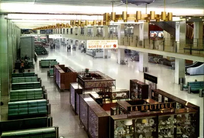 Aeroporto de Paris-Orly — A Galeria Comercial — Éditions P. L. - 71 av. de Wagram, Paris