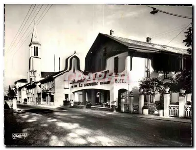 Bons-Saint-Didier — A Hotel « La Couronne » e a rua principal — Photodit