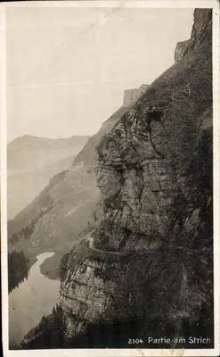 Partie am Strich — vue panoramique d'un canyon avec un lac — éditeur non identifié, n° de série 2104