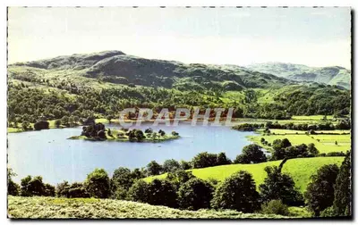 Grasmere — vista do lago e das colinas — editor Photo Precision Ltd.