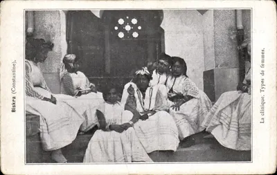 Bilhete postal antigo Biskra A Clínica Tipos de Mulheres