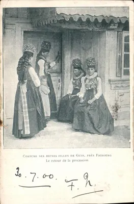 Jeunes filles de Guin, près Fribourg — Costume traditionnel — Le retour de la procession — Éditeur : Imprimerie Bulle, n° 7.00