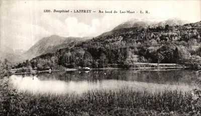 Laffrey — À beira do Lago Morto — E. R.