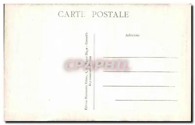 Grenoble — Het Paleis van Justitie (15e eeuw) — De Kapel en de originele busten van de Delfinen — Achterkant