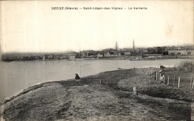 Bilhete postal antigo Decize Saint Leger des Vignes La Verrerie