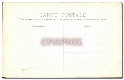 Esculturas da fachada da igreja — Saint-Père-s-Vézelay — editor Polihum A. M. — Verso