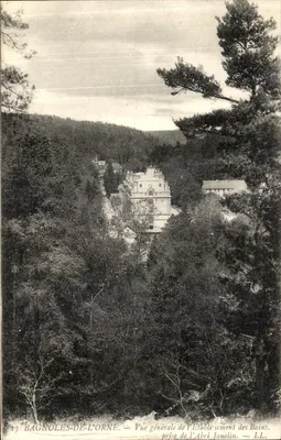 Bagnolles-de-l'Orne — Ogólny widok Instytutu Wanny, z Abri Janolin — LL