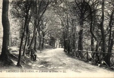 Bagnoles-de-l'Orne — Aleja Dante'a — LL. — N° 41