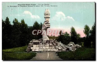 Neuville-Saint-Vaast - Cité des Mutilés - Monument du Flambeau, hauteur 8 mètres (Ch. Yrondy, Statuaire)