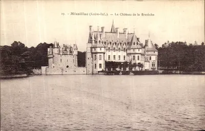 Missillac (Loire-Inf.) — A Vista do Castelo da Bretèche — J. Nozais, editor, 8, Avenida do Coteau - Nantes