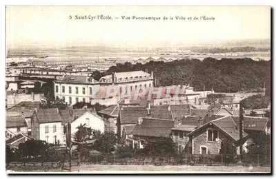 Saint-Cyr-l'École — Vista Panorâmica da Cidade e da Escola