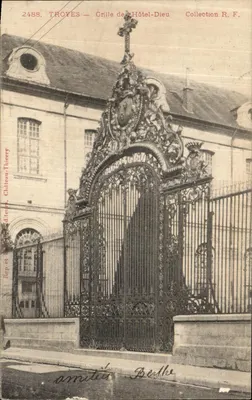 Troyes — Grille de l'Hôtel-Dieu — Rep. & Thiers Éditeurs, Château-Thierry
