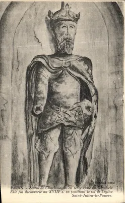 Estátua de Carlos Magno — descoberta no século XVIII em Paris — edição Attié
