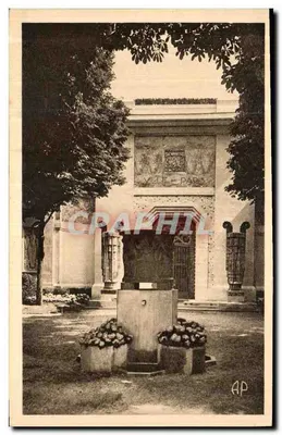 Pavillon de la Ville de Paris — Exposition des Arts Décoratifs — Roger Bouvard, André Vincent, Six, Labrenille, architectes