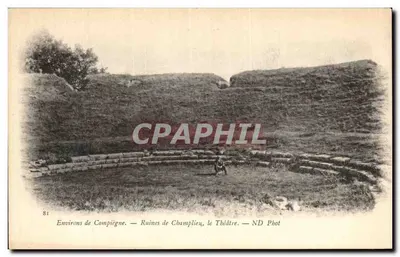 Arredores de Compiègne — Ruínas de Champliou, o Teatro — ND Phot