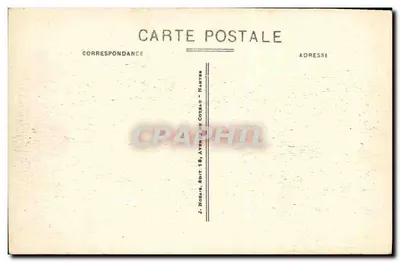 LISIEUX - Place Victor-Hugo — widok ulicy z budynkami z cokołem i kościołem na tle — wydawca J. Nosais, Nantes — Rewers