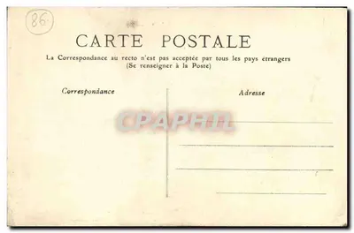 Poitiers — Tour Maubergeon en Paleis van Justitie — Achterkant