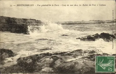Bilhete postal antigo Bretignolles Vista Geral da Parede Corte de Mar nas Rochas do Forno de Catteau