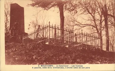 Mouchamps — O Colombier — As Tumbas de G. Clémenceau e de seu Pai