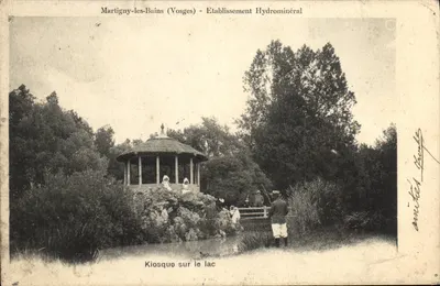 Martigny-les-Bains (Vosges) — Kiosque no Lago — Estabelecimento Hidromineral