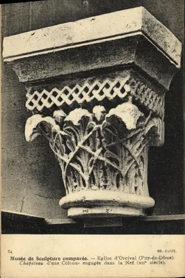 Capitel de coluna engastada — Museu de Escultura Comparada — Igreja de Orcival (Puy-de-Dôme), século XII