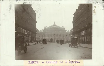 Paris — Avenue de l'Opéra — éditeur LA TONE