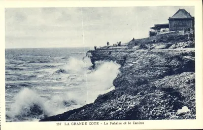 La Grande Côte - La Falaise et le Casino — Dabing — n° 137