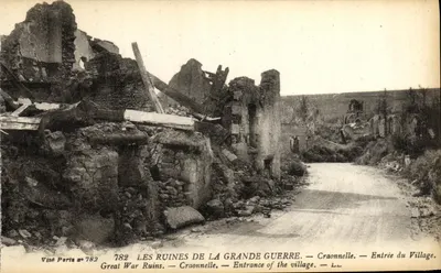 Craonnelle — Entrada do vilarejo — Ruínas da Grande Guerra — Visé Paris n°782