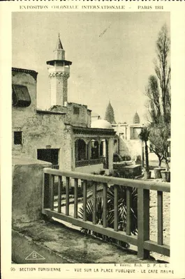 Seção Tunisiana — Vista da Praça Pública — O Café Maure — Exposição Colonial Internacional, Paris 1931