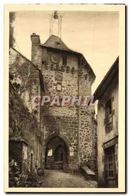 Salers (Cantal) — O Sino — Edições d'Art Yvon, Paris