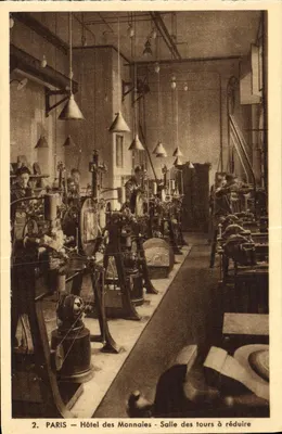 Paris — Hotel das Moedas — Sala das Torres a Reduzir