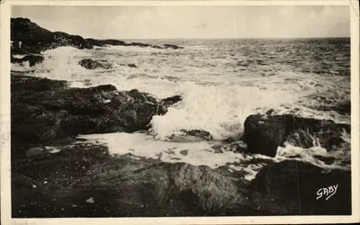 Tharon-Place (L.-Inf.) — Effect of Waves — Saby