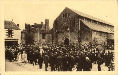 Igreja Abbatial Carolingia — Lembrança das celebrações do centenário do traslado do corpo de São Filiberto de Noirmoutier para Déas — Editor: Cliché Granité, ST-PHILBERT-de-GRAND-LIEU
