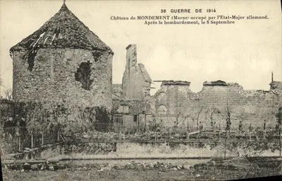मॉन्डमेंट के किला (मार्न) — बमबारी के बाद के अवशेष, 8 सितंबर 1914 को जर्मन सेना मुख्यालय द्वारा घेरा गया — प्रकाशक: एल. बी. मारियन, सेज़न