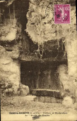 थोरे-ला-रोचेट (एल.-एंड-च.) — रोचम्बो डी कैस्टल — ला « ग्रोट डेज ड्रूइड्स »