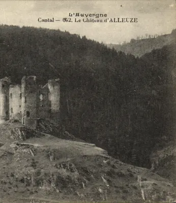 O Castelo d'Alleuze — Cantal — 652 — L'Auvergne