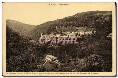 O Convento de LADEVEZE — Cantal pitoresco — editor não visível