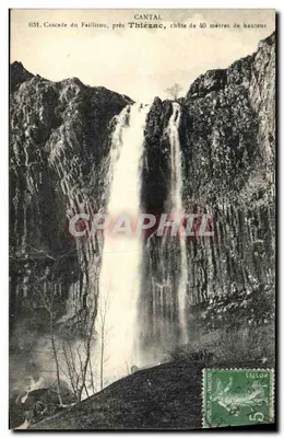 Cachoeira do Faillitou perto de Thiézac — Cantal — n° 631