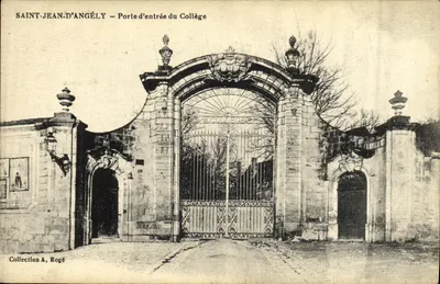 Saint-Jean-d'Angély — Porta de entrada do Colégio — Coleção A, Rogé