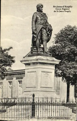 Estátua de St-Jean-d'Angély — Conde Regnaud de St-Jean-d'Angély — Cliché Le Gulesstrenne/ Saujon