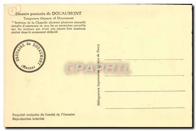 Ossuário provisório de Douaumont — Interior da capela abrigando vários caixões cheios de ossos de heróis anônimos — Héliogravure Imprensa de Nancy — Verso