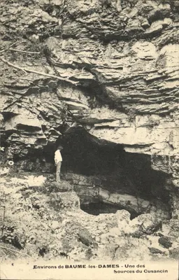 Arredores de BAUME-les-DAMES — Uma das Fontes do Cusancin