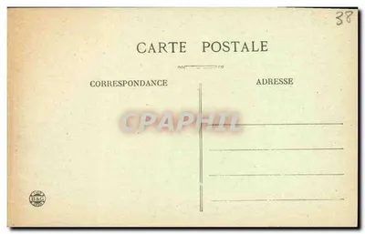 Crémieu — Velho Castelo dos Templários de Malta em Beptenou. Pátio interno — Vialatte fot. + Gyonnax — Verso