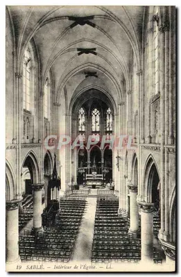 Sablé — Interior da Igreja — LL