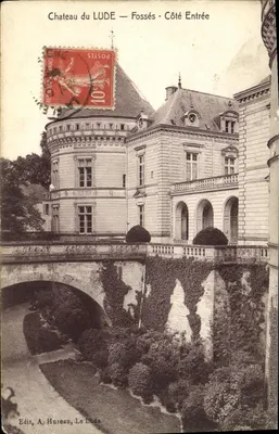 Castelo do LUDE — Fossos — Lado de Entrada — Edit. A. Hureau, Le Lude