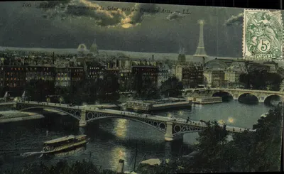 Paris — Panorama sur la Seine, pris du Pont des Arts — LL, n°700